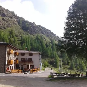 Passo Mortirolo Hotel